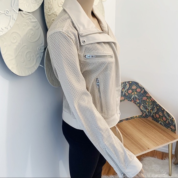 New Blank NYC Off The Hook Jacket NWT Med - Picture 5 of 9